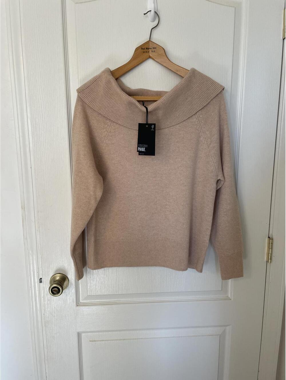 NWT Paige Izabella Sweater Medium camel soft fall winter